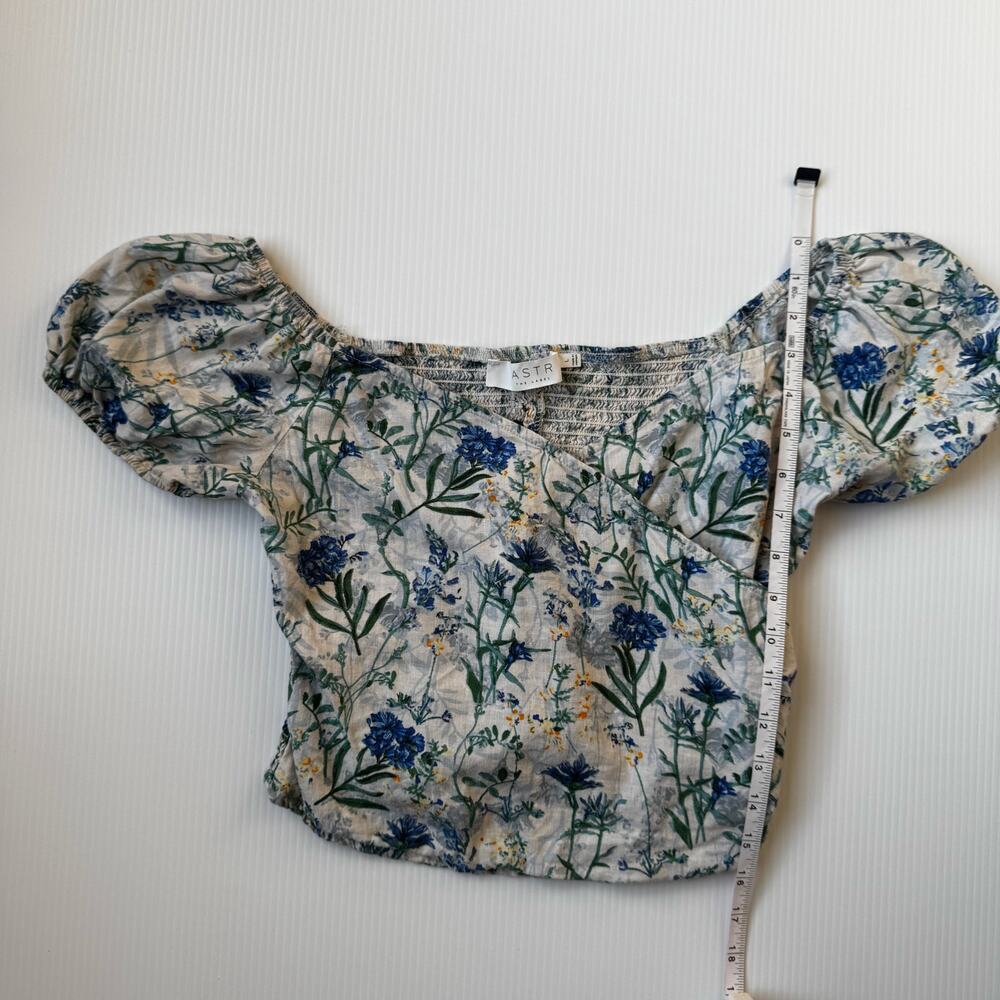 ASTR Surplice Floral Linen Crop Top Crinkle Cottagecore Coquette Prarie Sz Large - Picture 5 of 9
